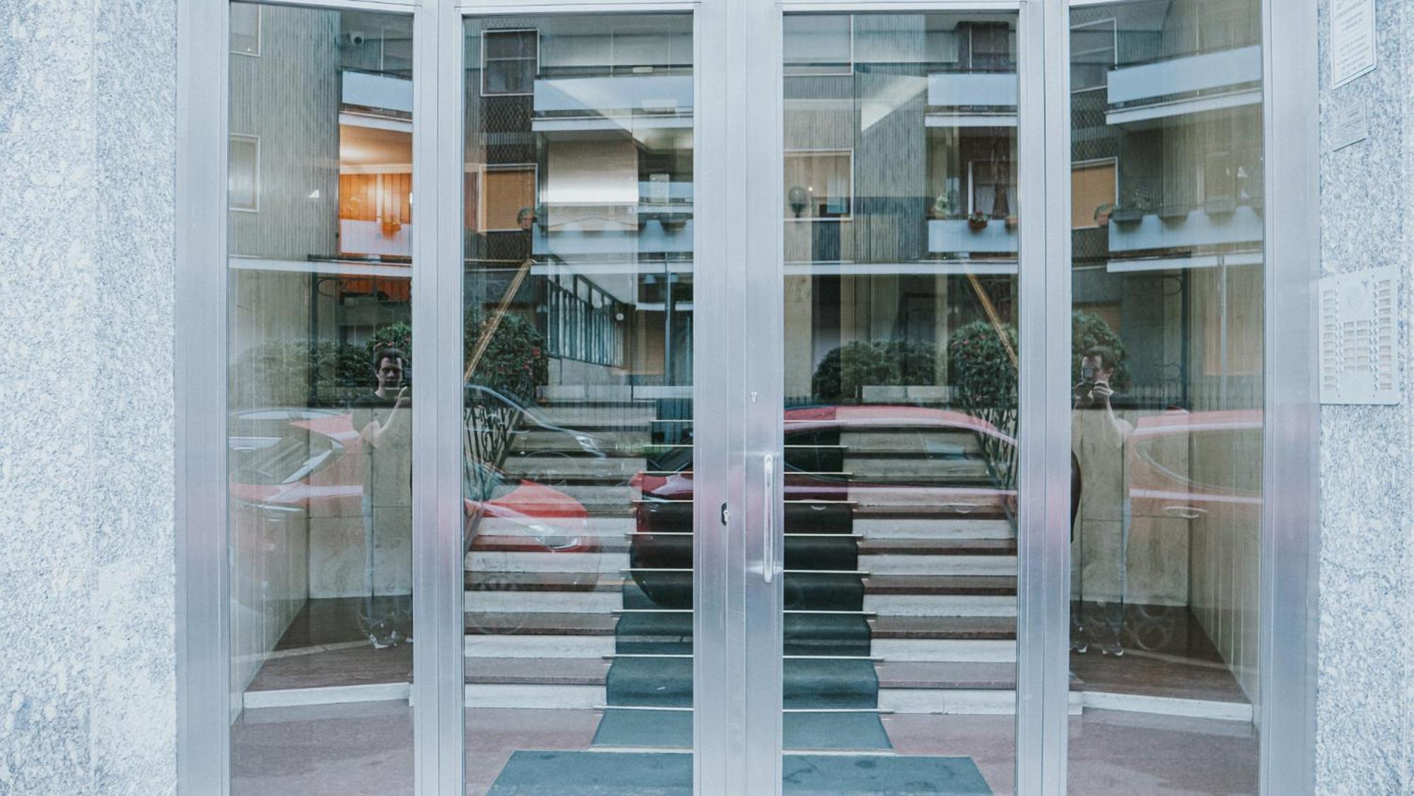 Prestige Boutique Homes - City Center ミラノ エクステリア 写真